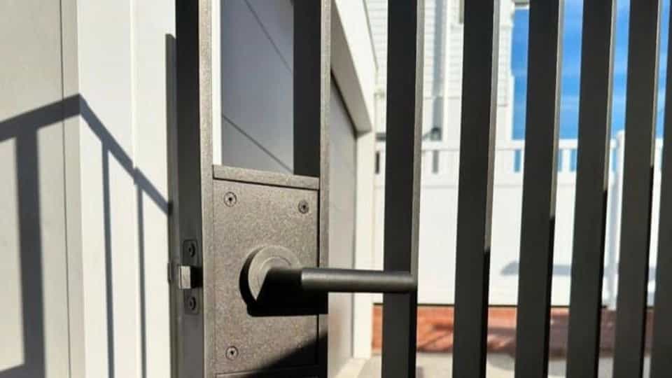 انواع؛حفاظ_نرده_درب ضد سرقت_09120290919_گروه؛ تهران جوشکار